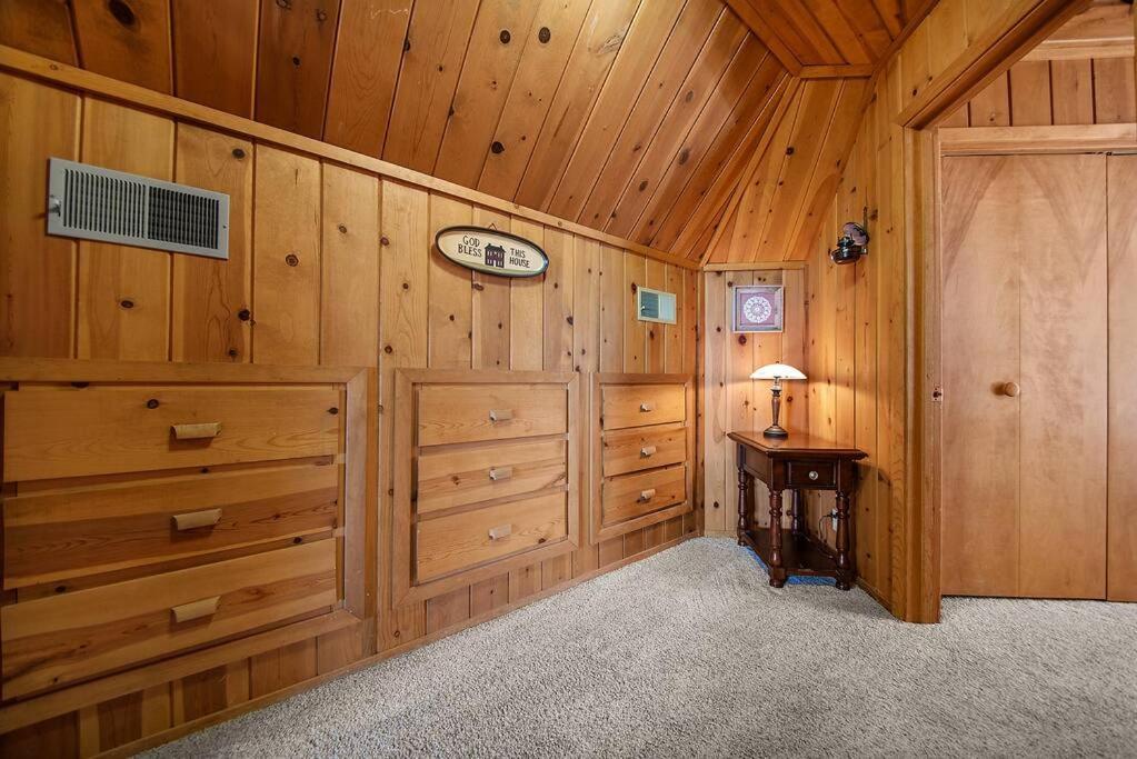 Holliday House Villa Rapid City Buitenkant foto