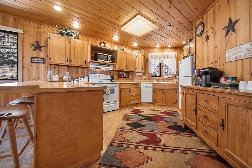 Holliday House Villa Rapid City Buitenkant foto